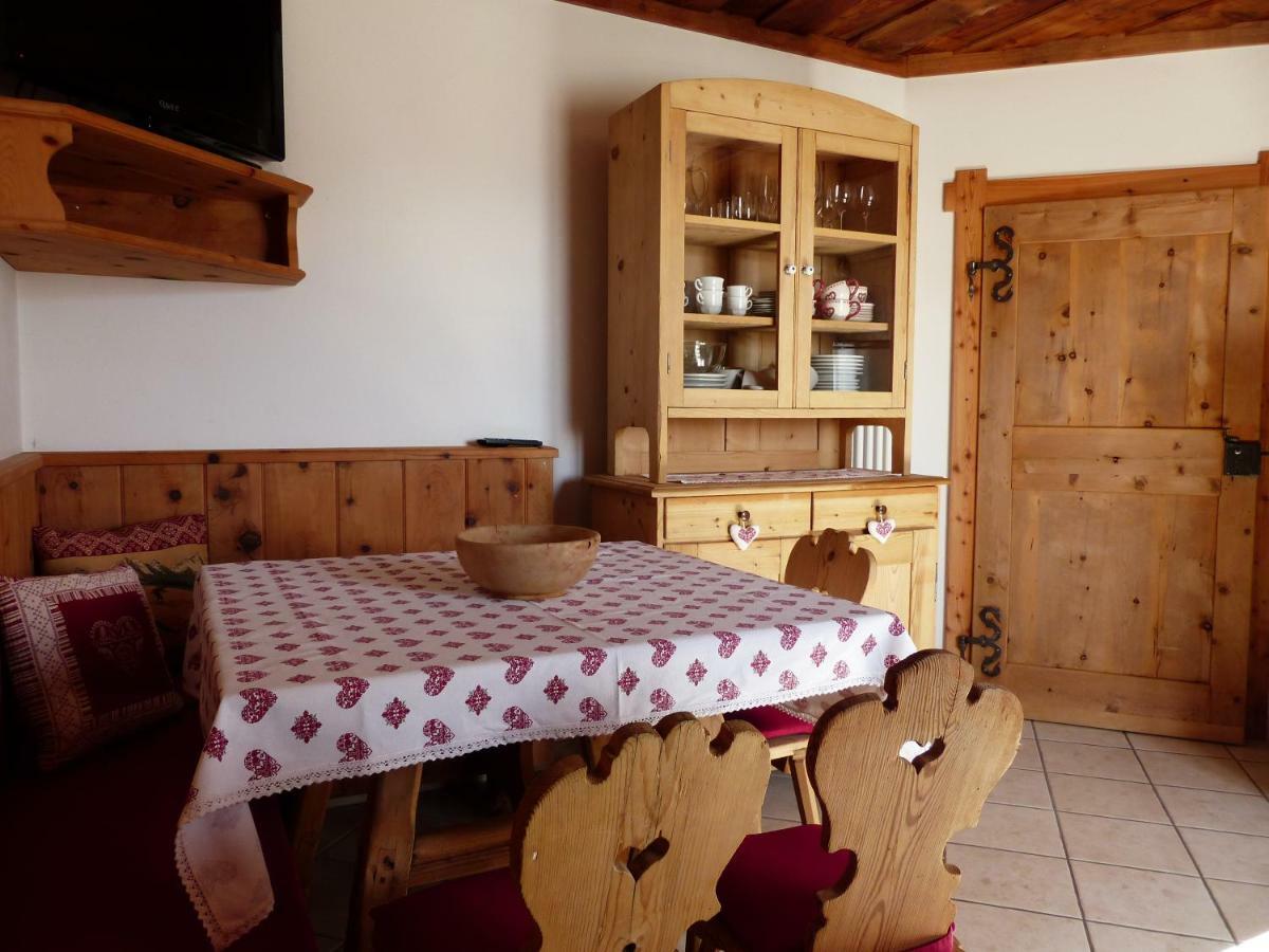 Maso Pinterato Apartment Cavalese Bagian luar foto